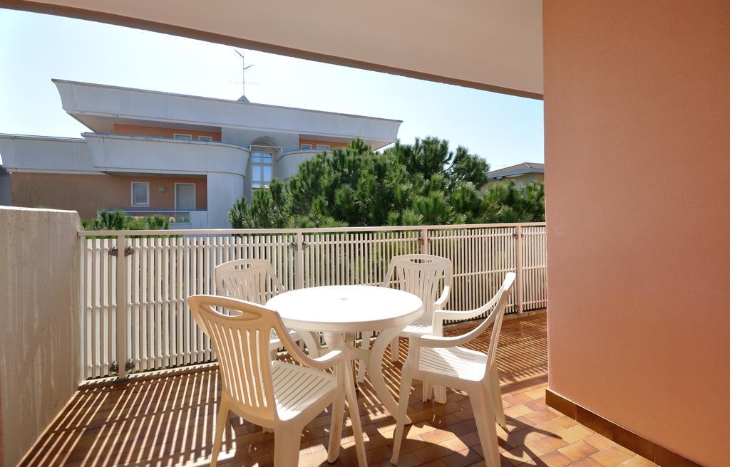Condominio Tiepolo Bibione Eksteriør bilde